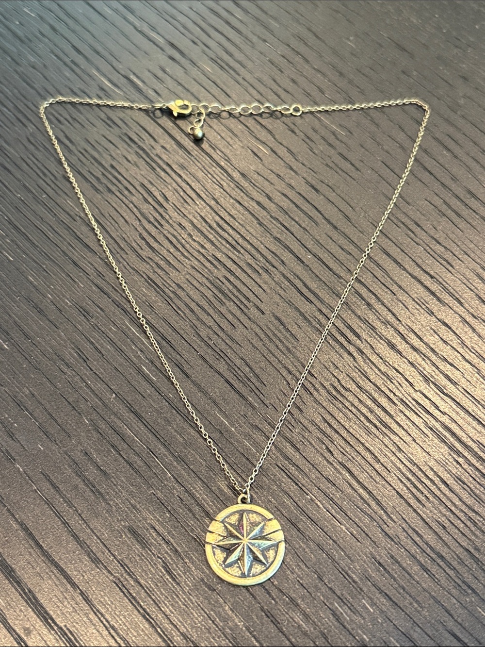 Z Captain Marvel Gold Star Brand Pendant Necklace - Gold